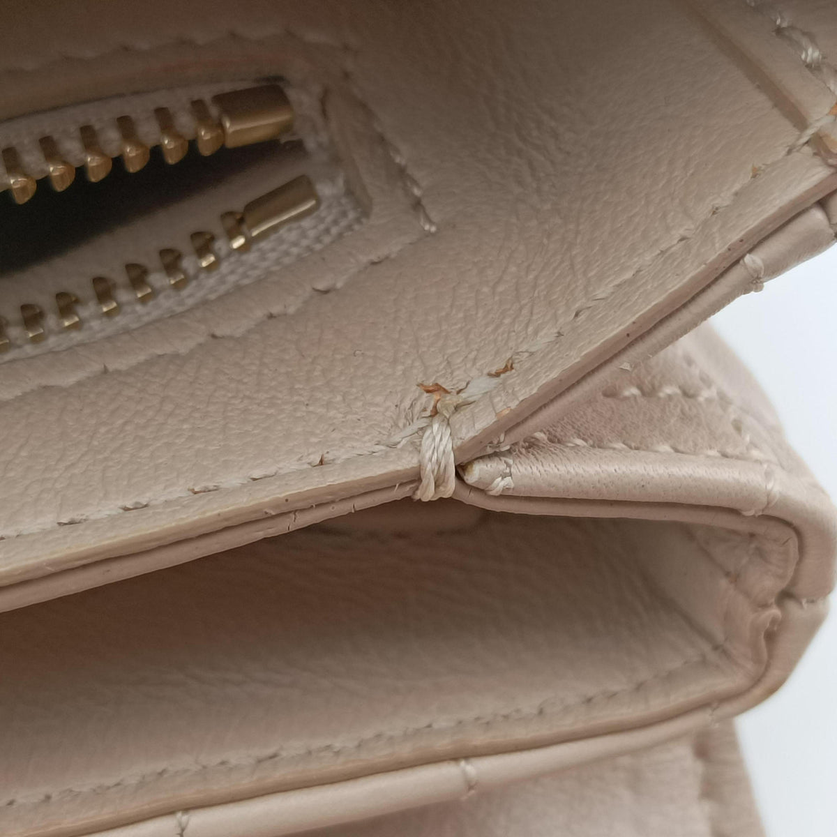 Secondhand Celine C Quilting Beige Leather  shoulderbag | stylenewstar