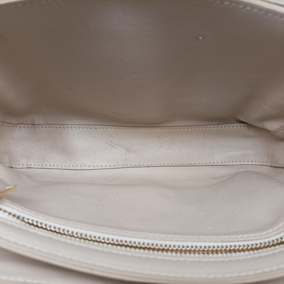 Secondhand Celine C Quilting Beige Leather  shoulderbag | stylenewstar