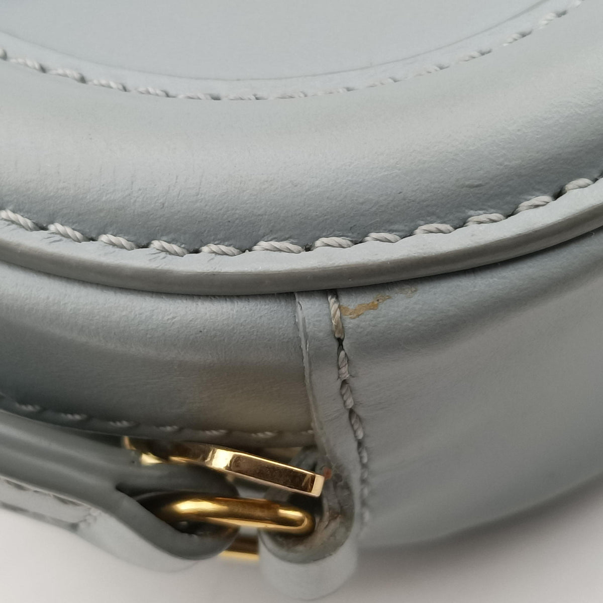 Pre-owned Celine Oval Purse Cuir Triomphe Blue Leather  shoulderbag | stylenewstar