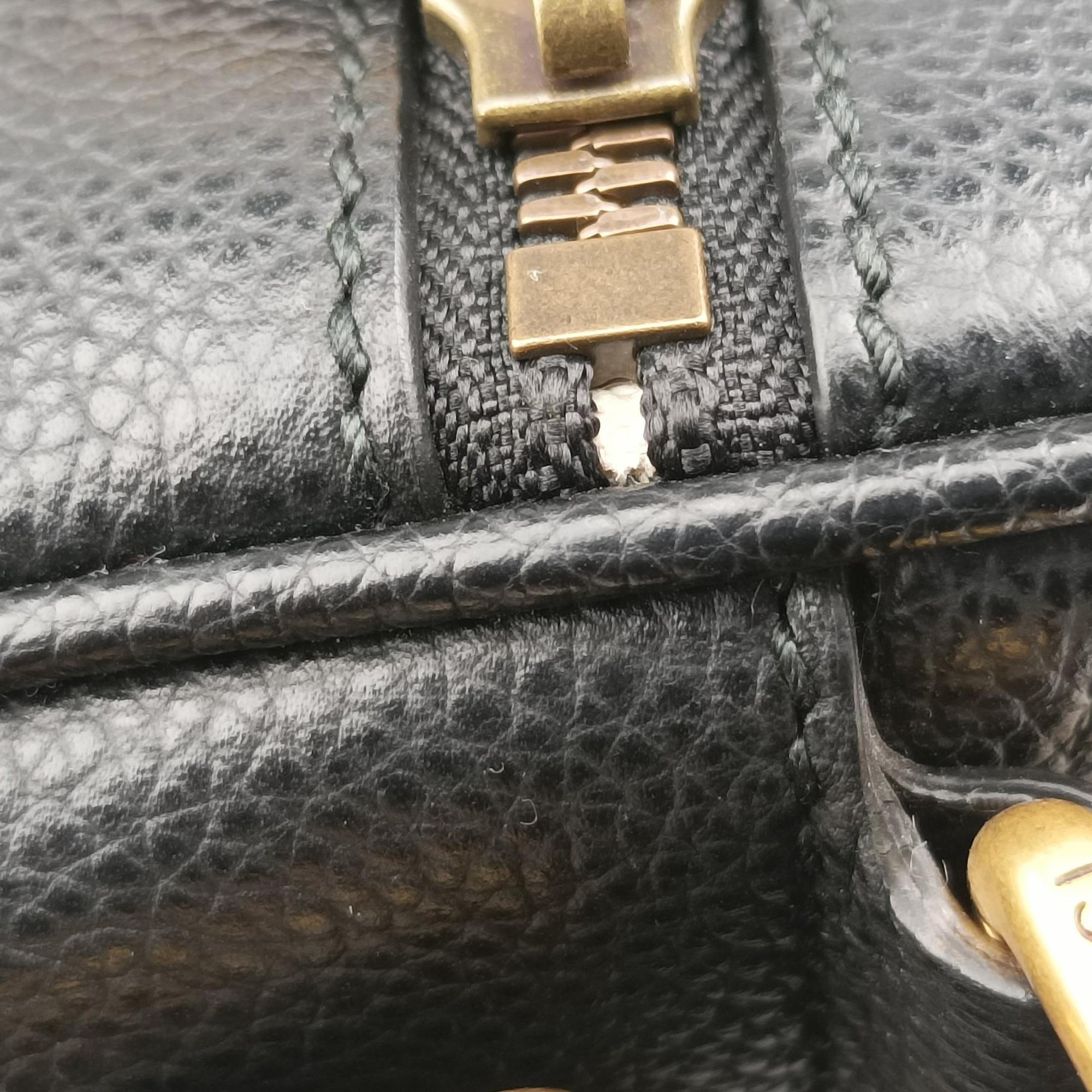 Pre-owned Gucci Print Messenger Black Leather 574803 shoulderbag | stylenewstar