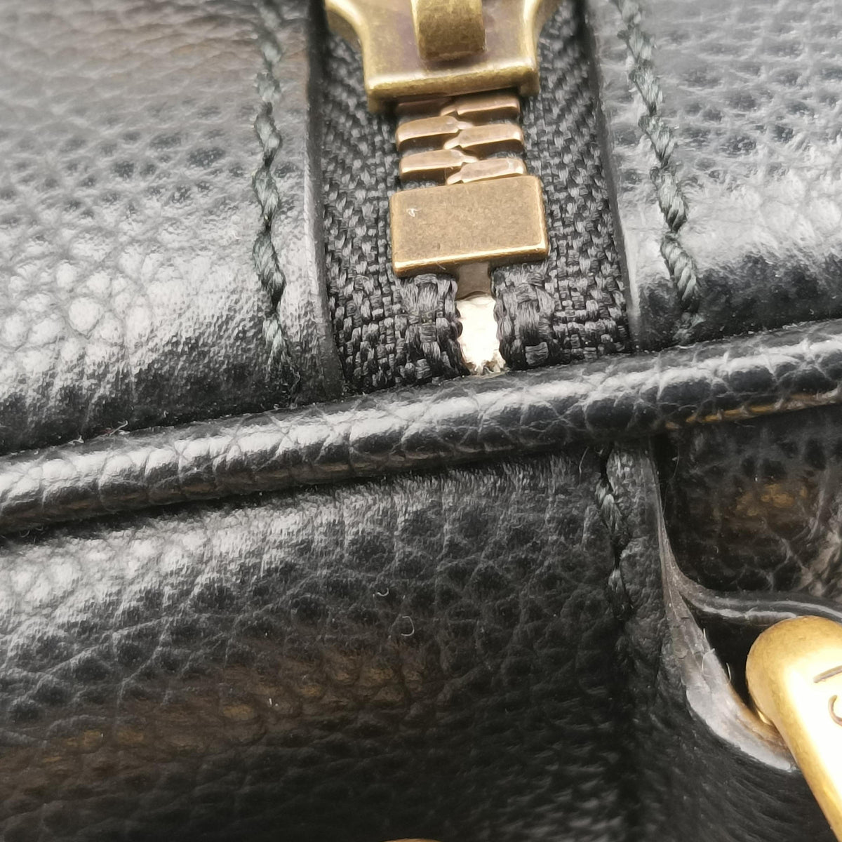 Pre-owned Gucci Print Messenger Black Leather 574803 shoulderbag | stylenewstar