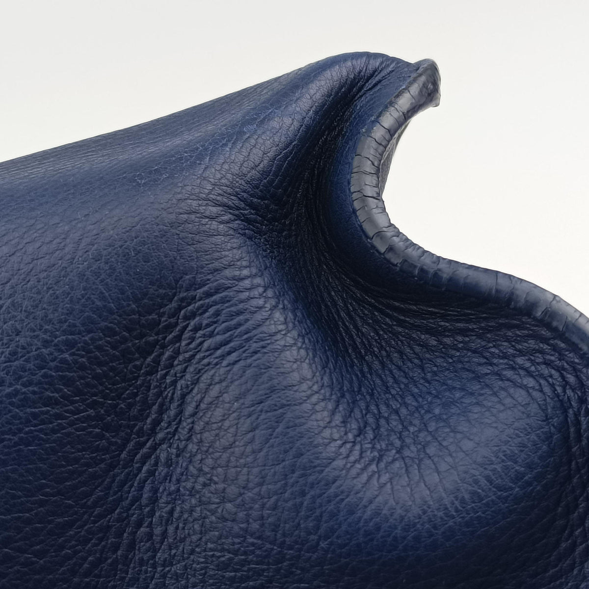 Secondhand Yves Saint Laurent Y Ligne Petit Cabas Blue Leather 311203 shoulderbag | stylenewstar