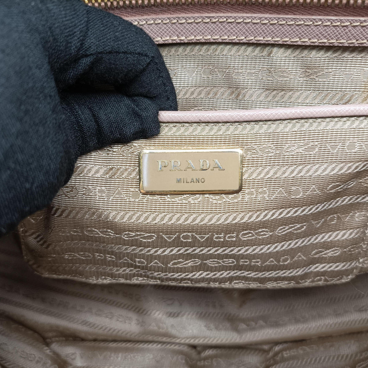 Pre-owned Prada Galleria Pink SAFFIANO Leather BN2274 handbag | stylenewstar