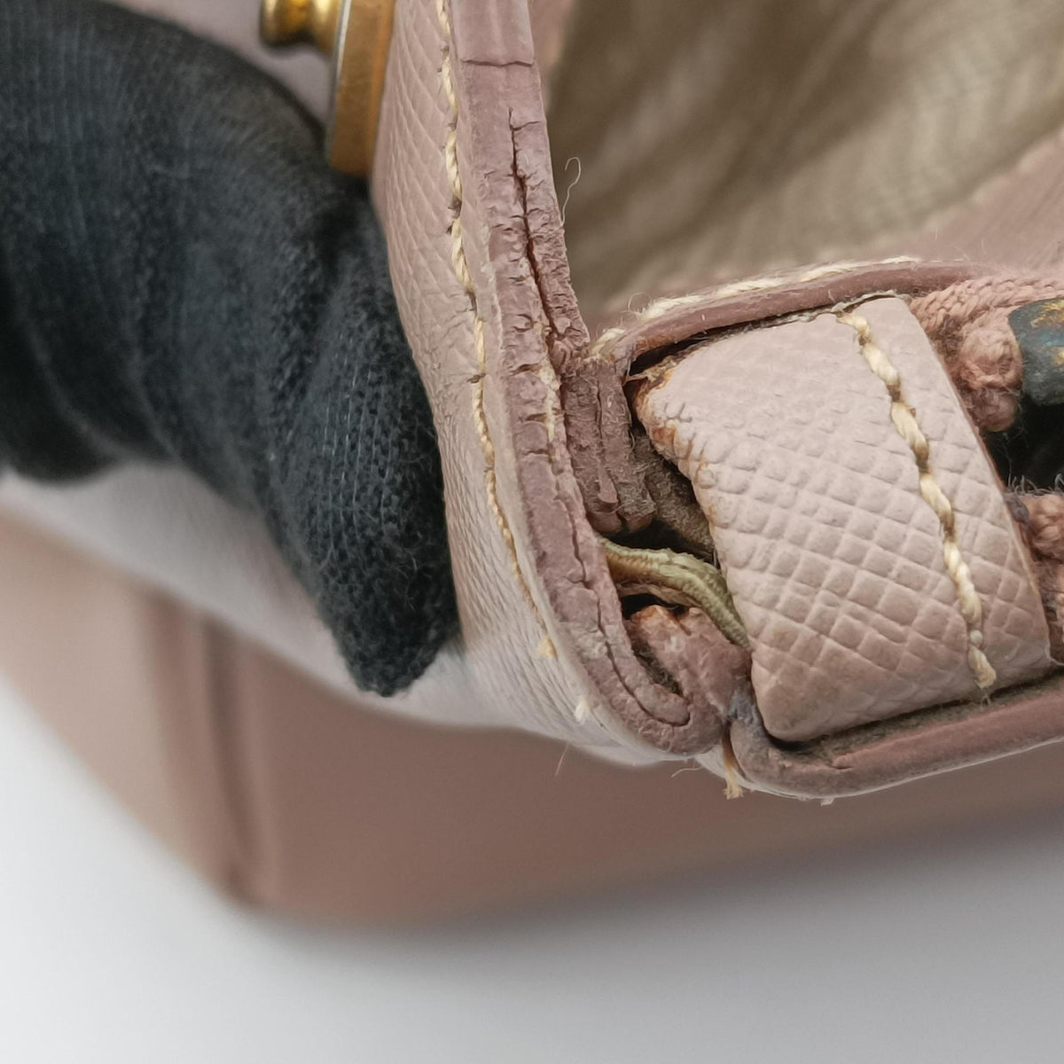 Pre-owned Prada Galleria Pink SAFFIANO Leather BN2274 handbag | stylenewstar