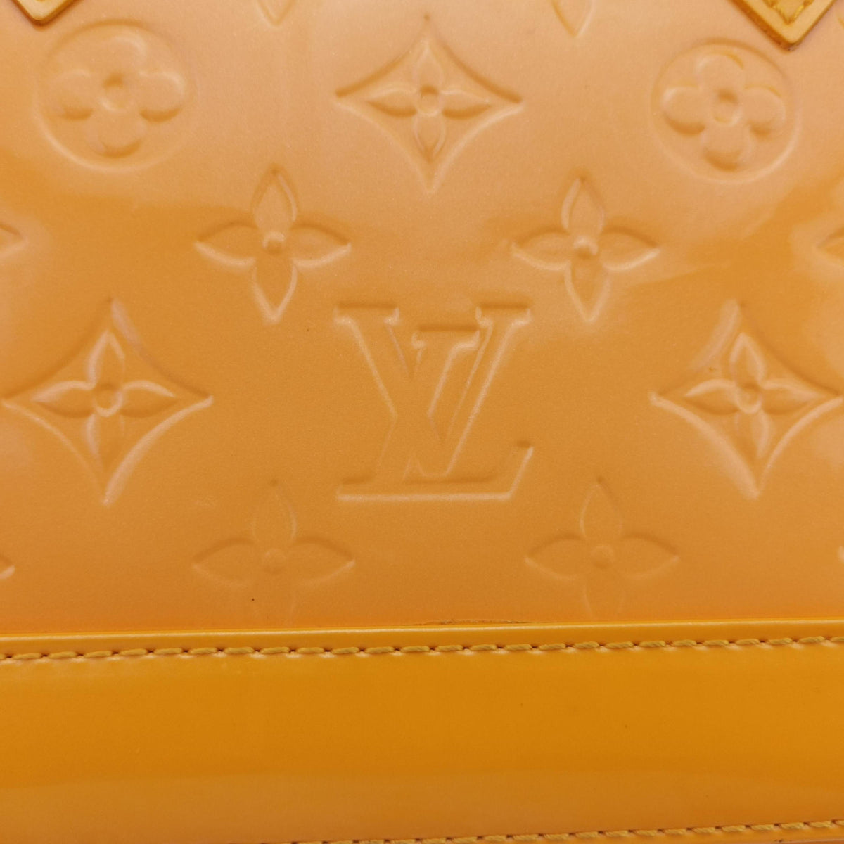 Vintage Louis Vuitton Alma PM jone passion Vernis M91697 shoulderbag | stylenewstar