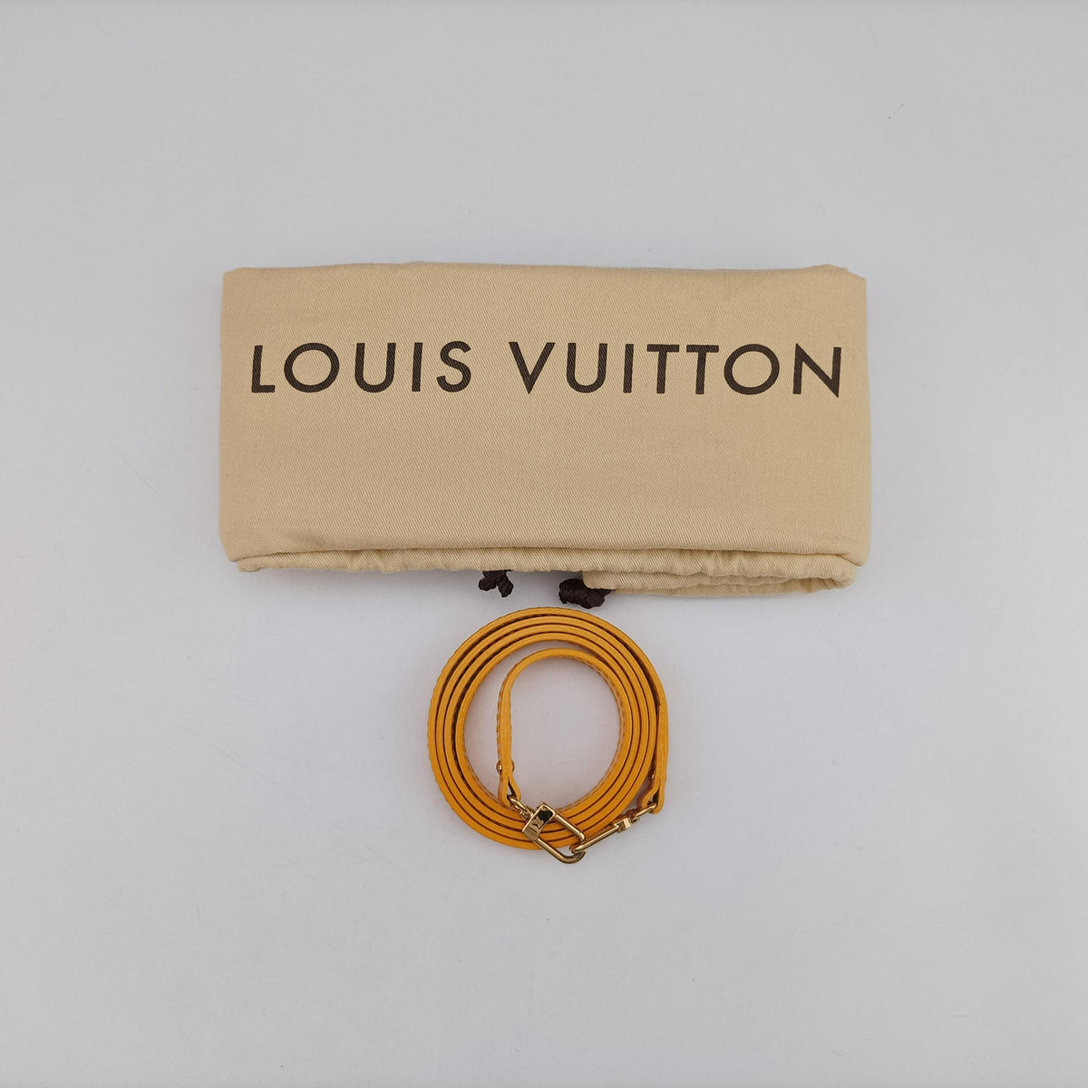 Vintage Louis Vuitton Alma PM jone passion Vernis M91697 shoulderbag | stylenewstar