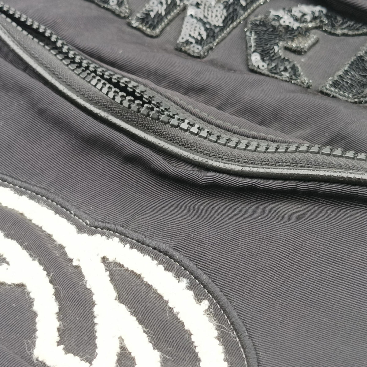 Pre-owned Gucci Interlocking G Black Nylon 536724 backpack/rucksack | stylenewstar