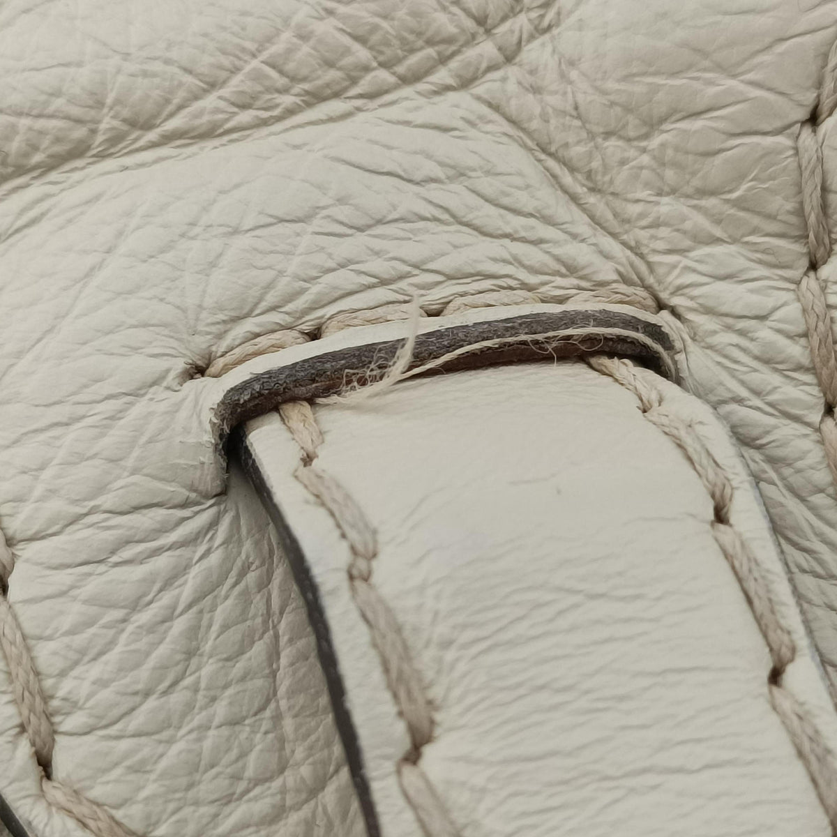 Vintage Gucci Horsebit Nail White Leather 189890 handbag | stylenewstar