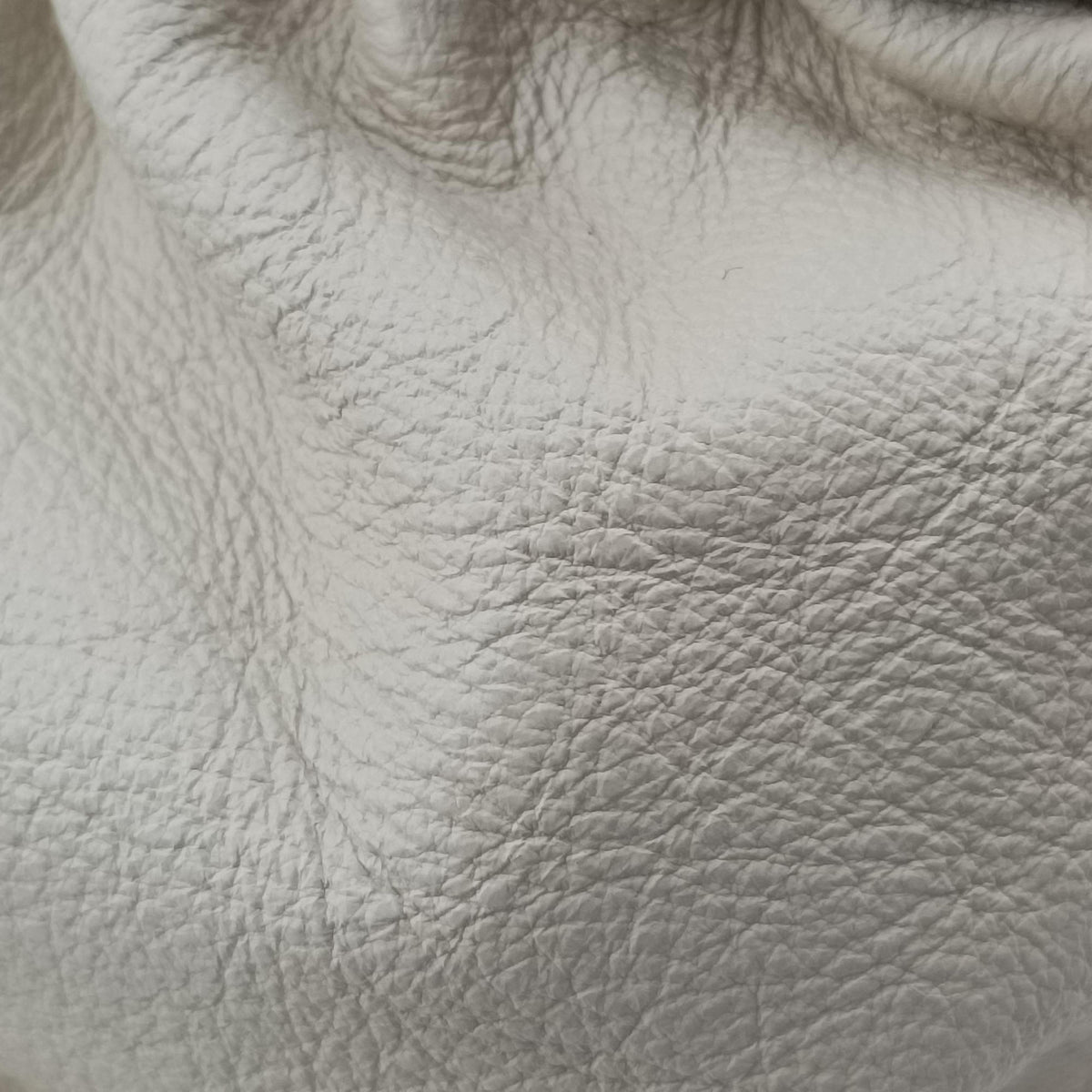 Vintage Gucci Horsebit Nail White Leather 189890 handbag | stylenewstar