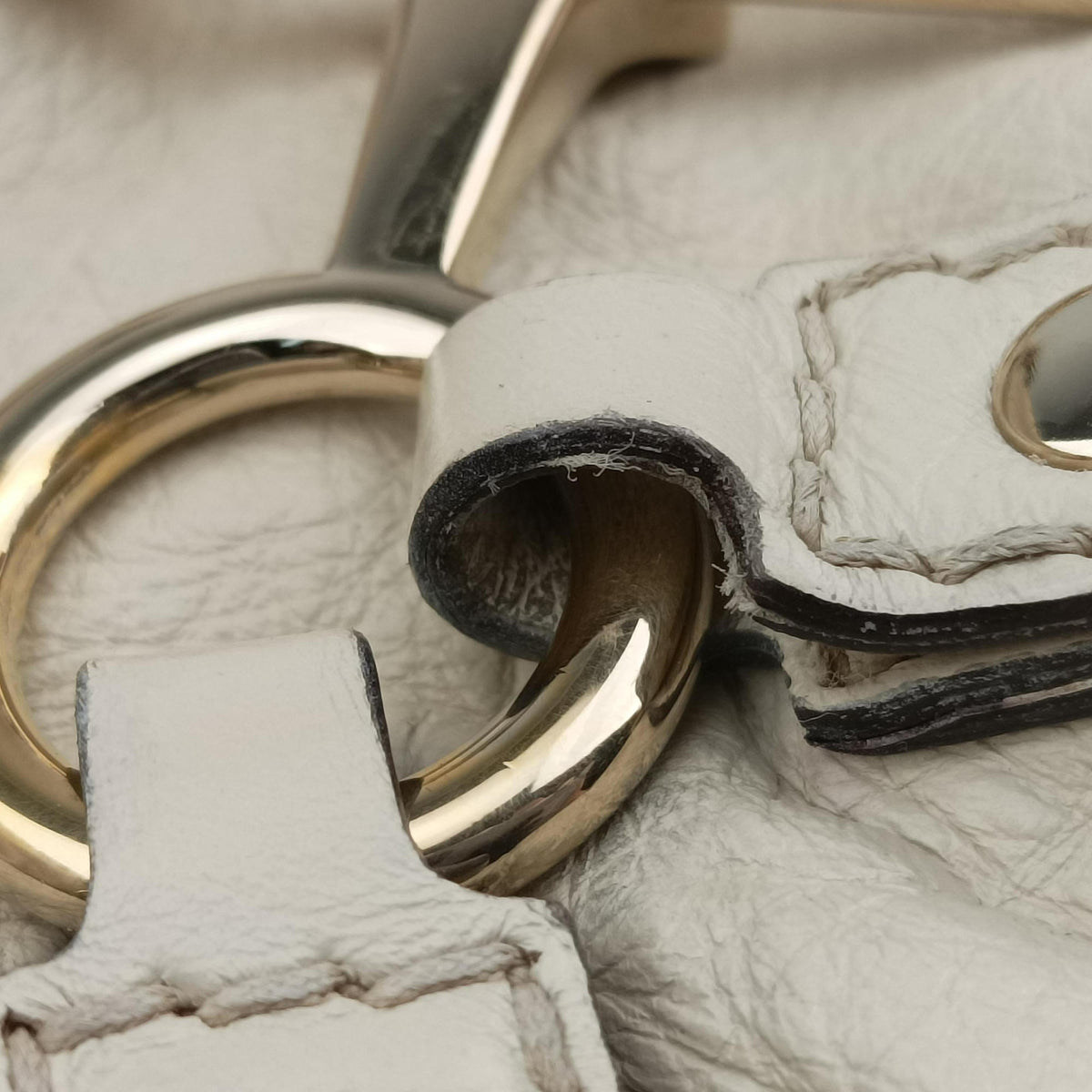 Vintage Gucci Horsebit Nail White Leather 189890 handbag | stylenewstar