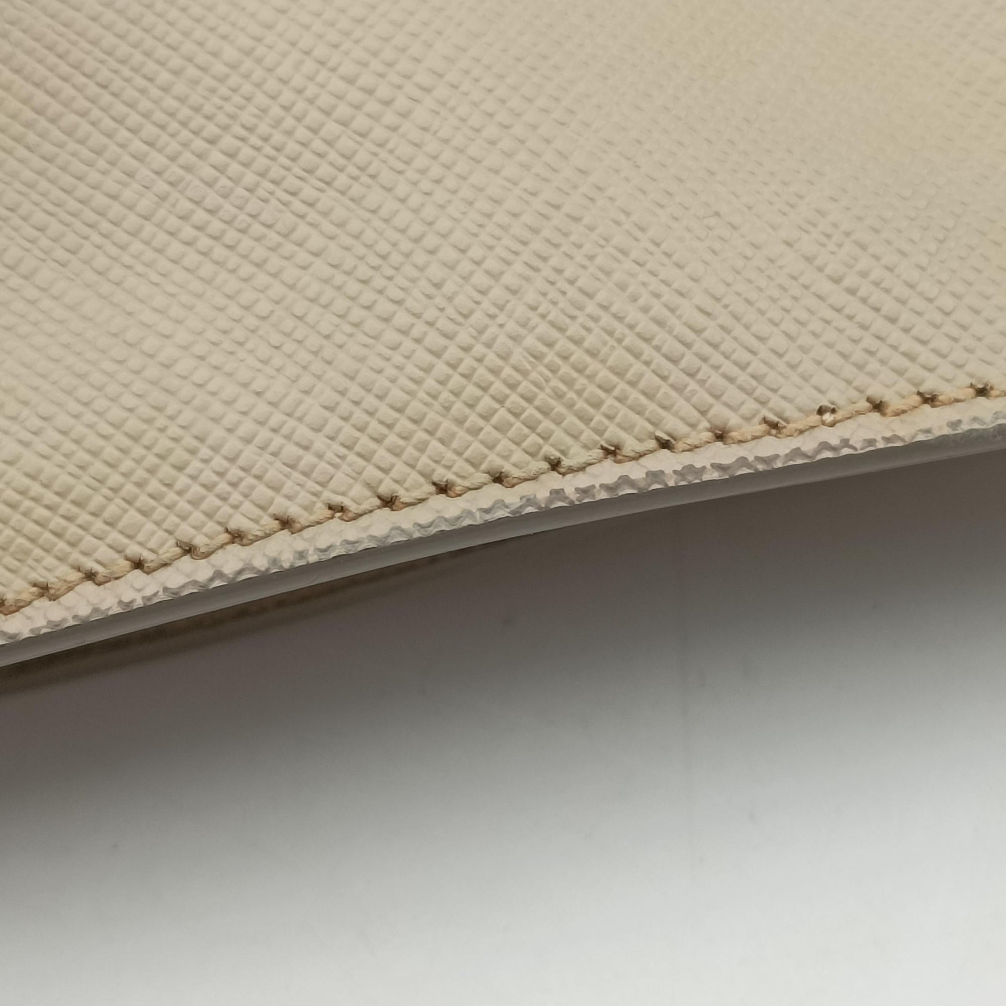 Pre-owned Prada Galleria Beige SAFFIANO Leather BN2274 handbag | stylenewstar