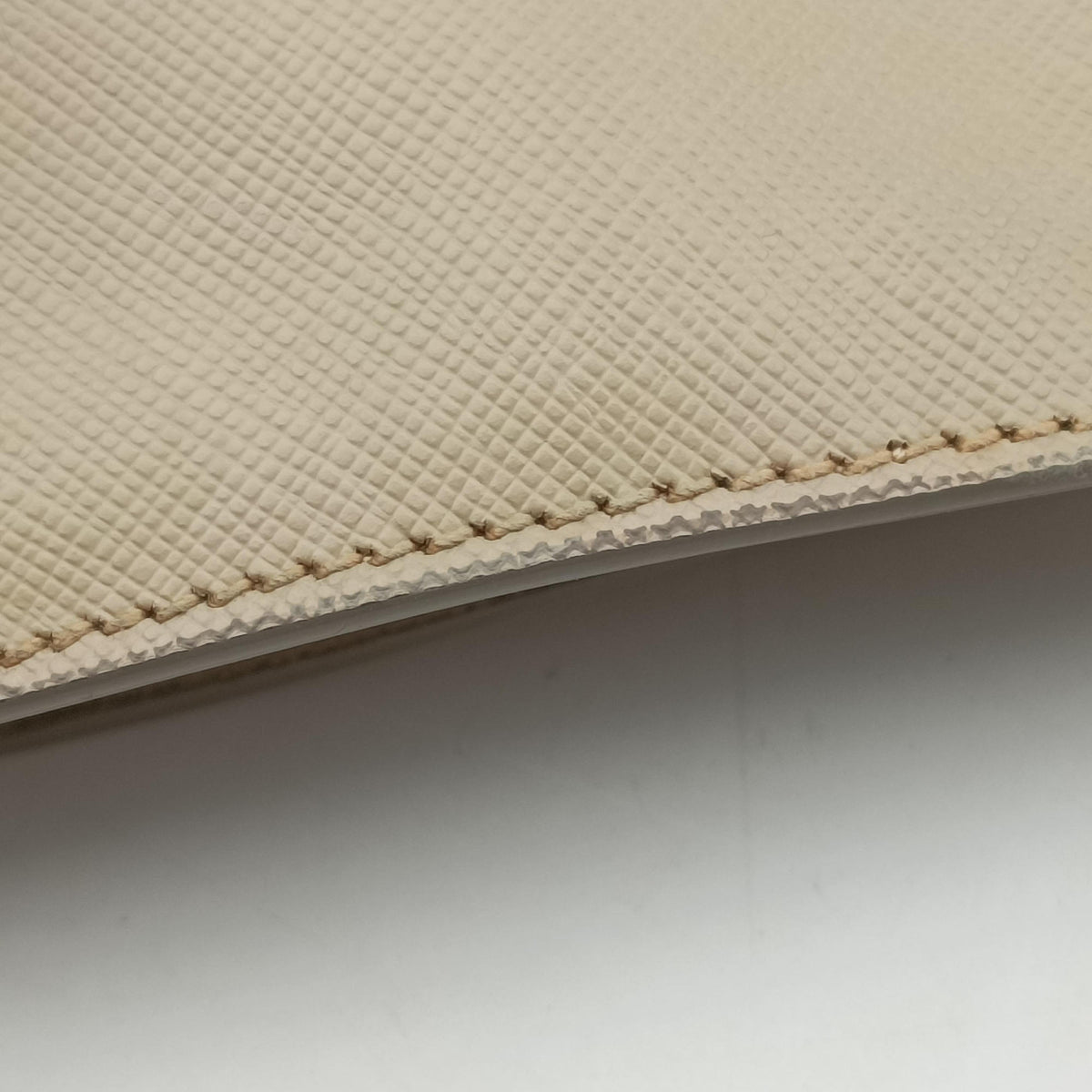 Pre-owned Prada Galleria Beige SAFFIANO Leather BN2274 handbag | stylenewstar