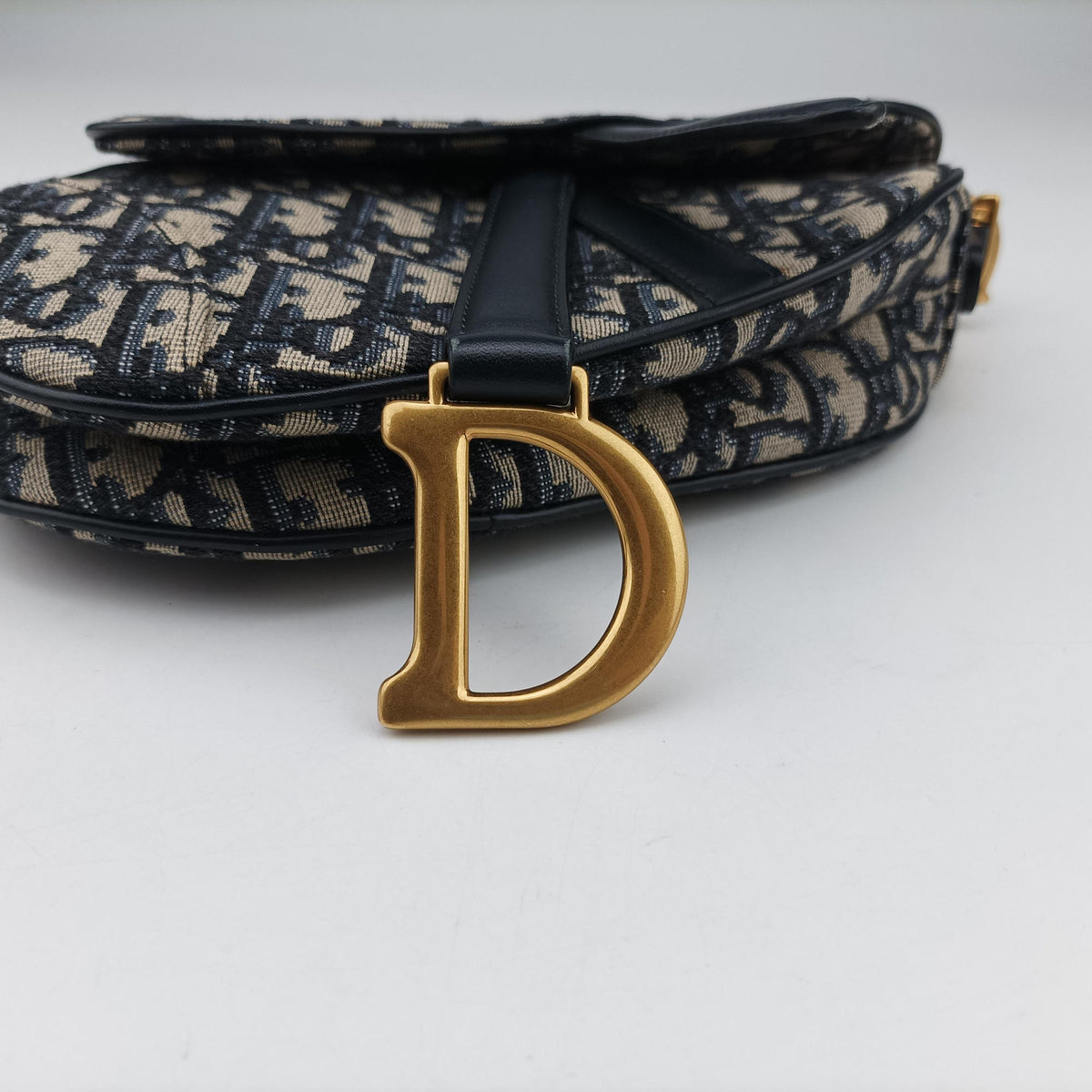 Secondhand Christian Dior Saddle Navy Jacquard × Leather  handbag | stylenewstar