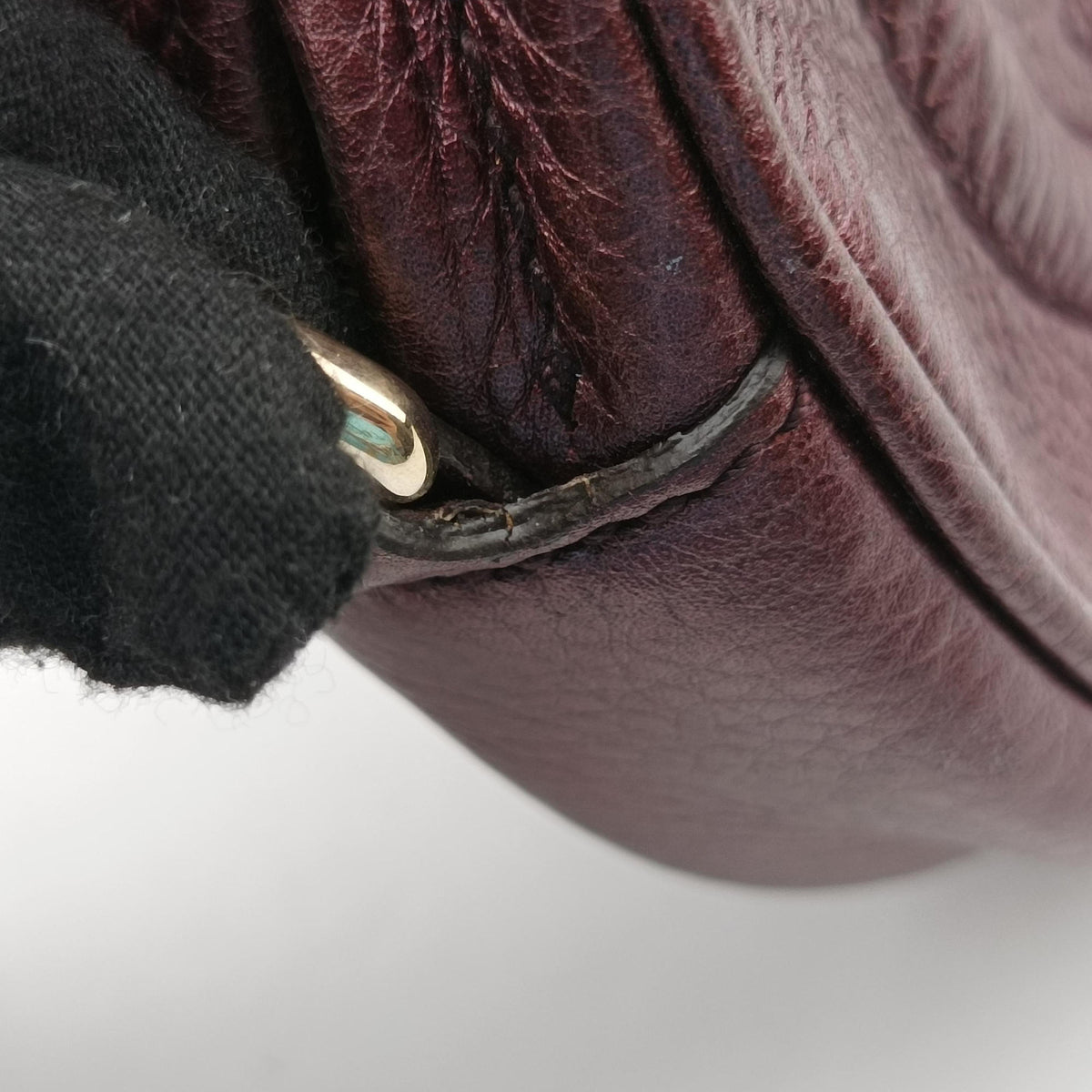 Secondhand Gucci Soho Purple Leather 353965 shoulderbag | stylenewstar