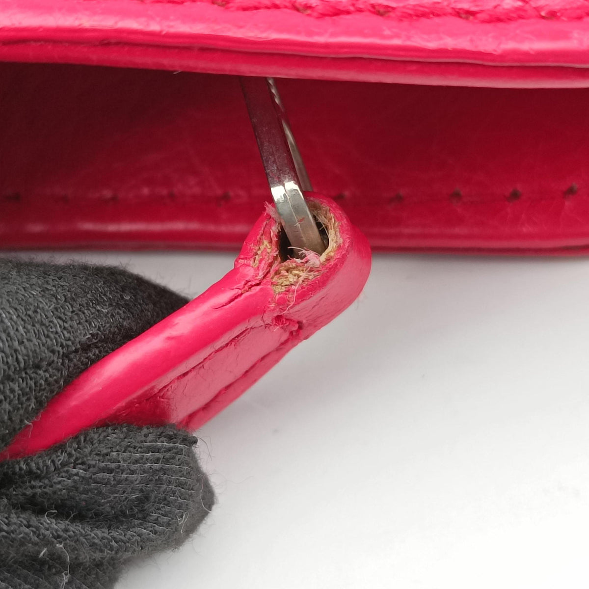 Secondhand Balenciaga The Giant Hip Red lambskin  shoulderbag | stylenewstar