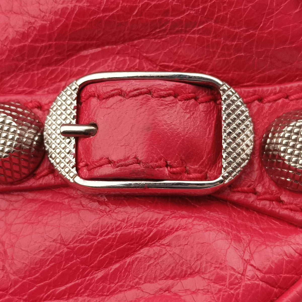 Secondhand Balenciaga The Giant Hip Red lambskin  shoulderbag | stylenewstar