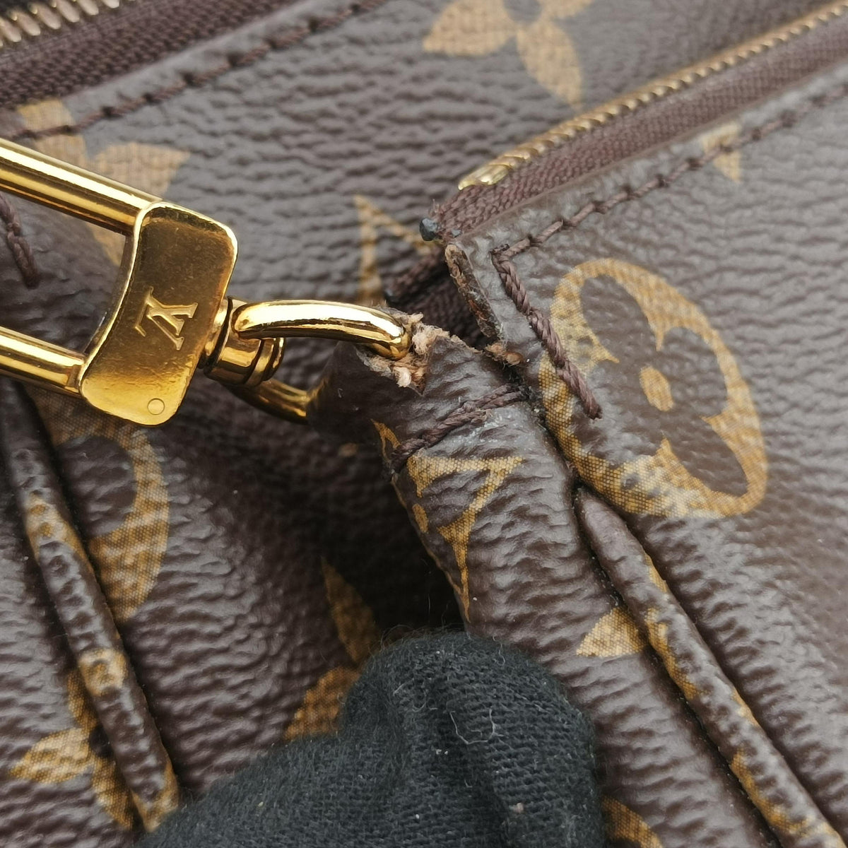 Pre-owned Louis Vuitton Multi Pochette Accessoir brown×khaki Monogram Canvas M44813 shoulderbag | stylenewstar
