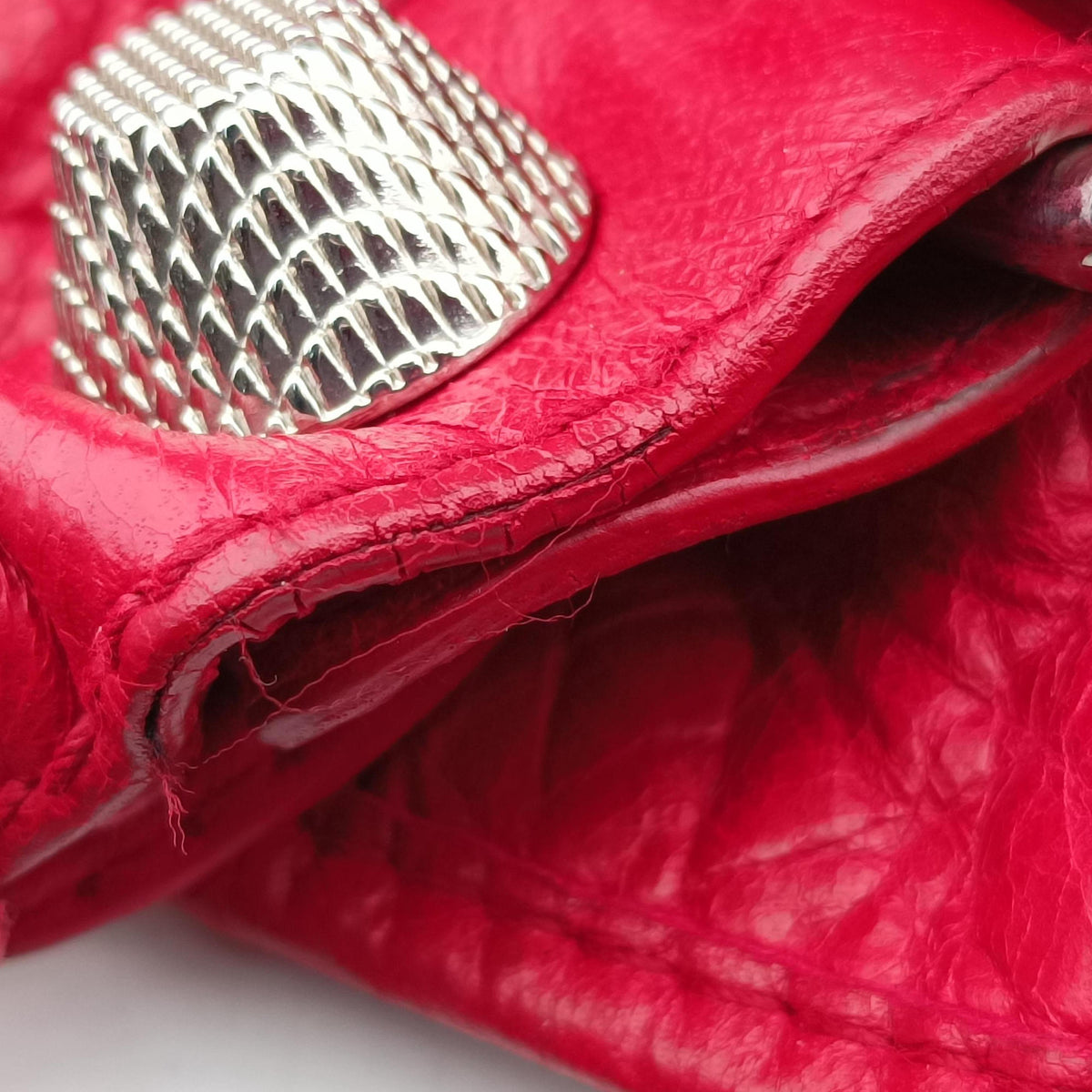 Secondhand Balenciaga Pompon Red Leather  shoulderbag | stylenewstar
