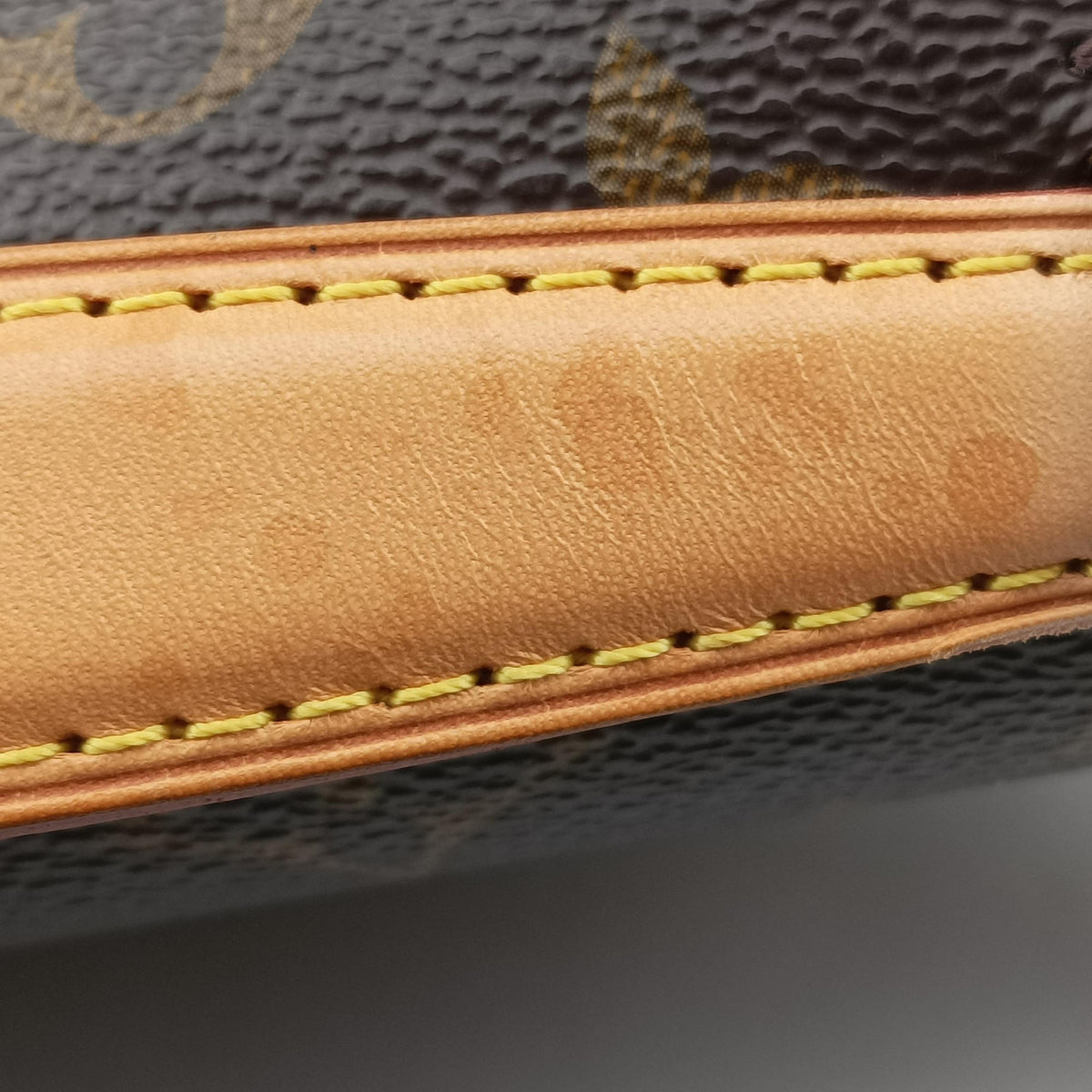 Pre-owned Louis Vuitton Pochette Metis MM Brown Monogram Canvas M44875 shoulderbag | stylenewstar