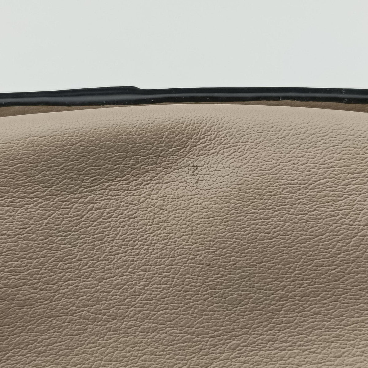 Pre-owned Loewe Hammock Beige× Brown × Black Leather  shoulderbag | stylenewstar