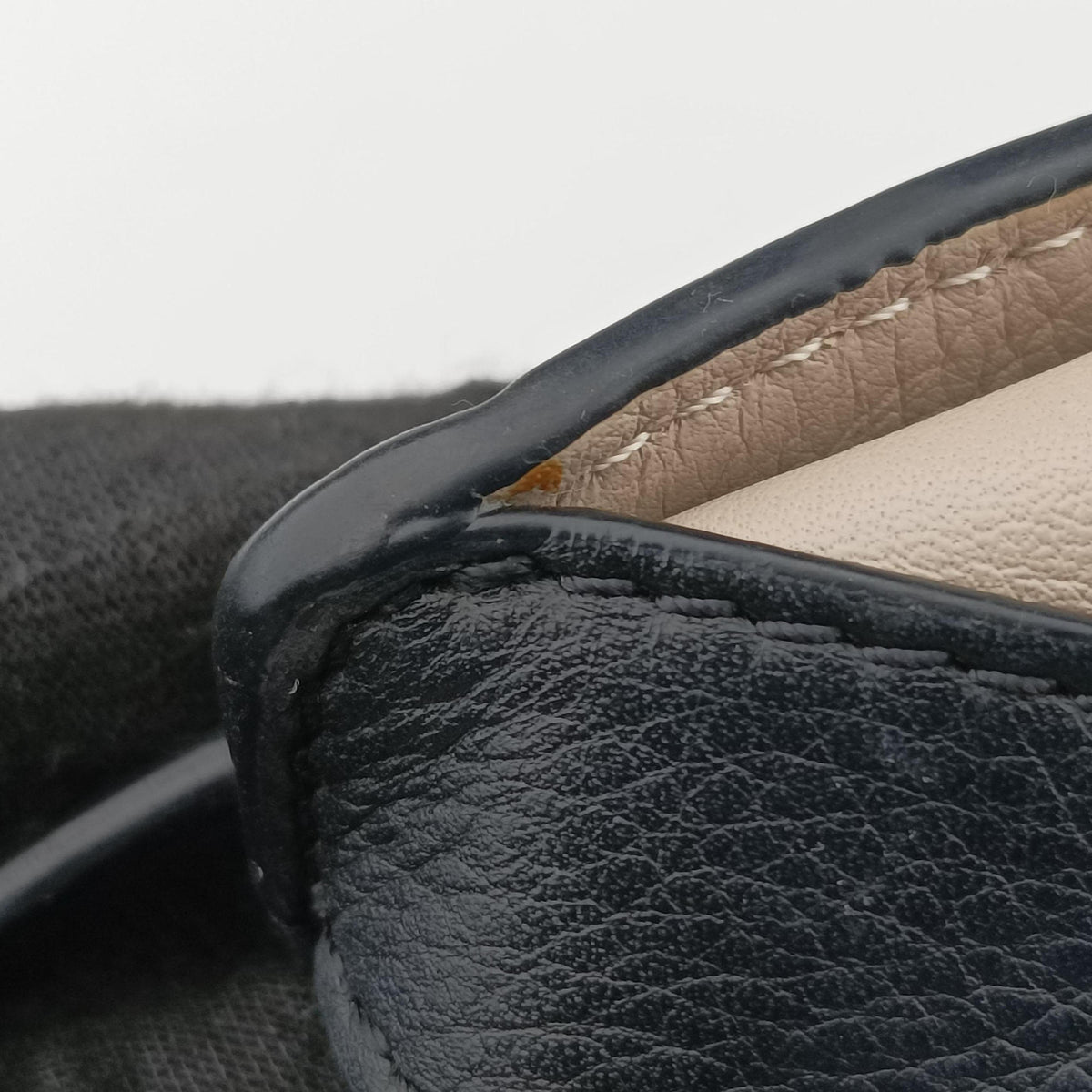 Pre-owned Loewe Hammock Beige× Brown × Black Leather  shoulderbag | stylenewstar