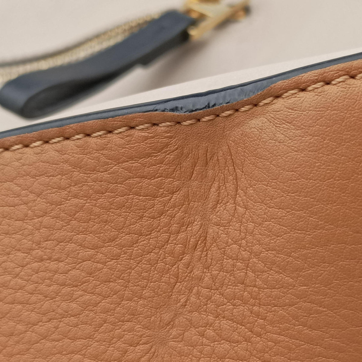 Pre-owned Loewe Hammock Beige× Brown × Black Leather  shoulderbag | stylenewstar