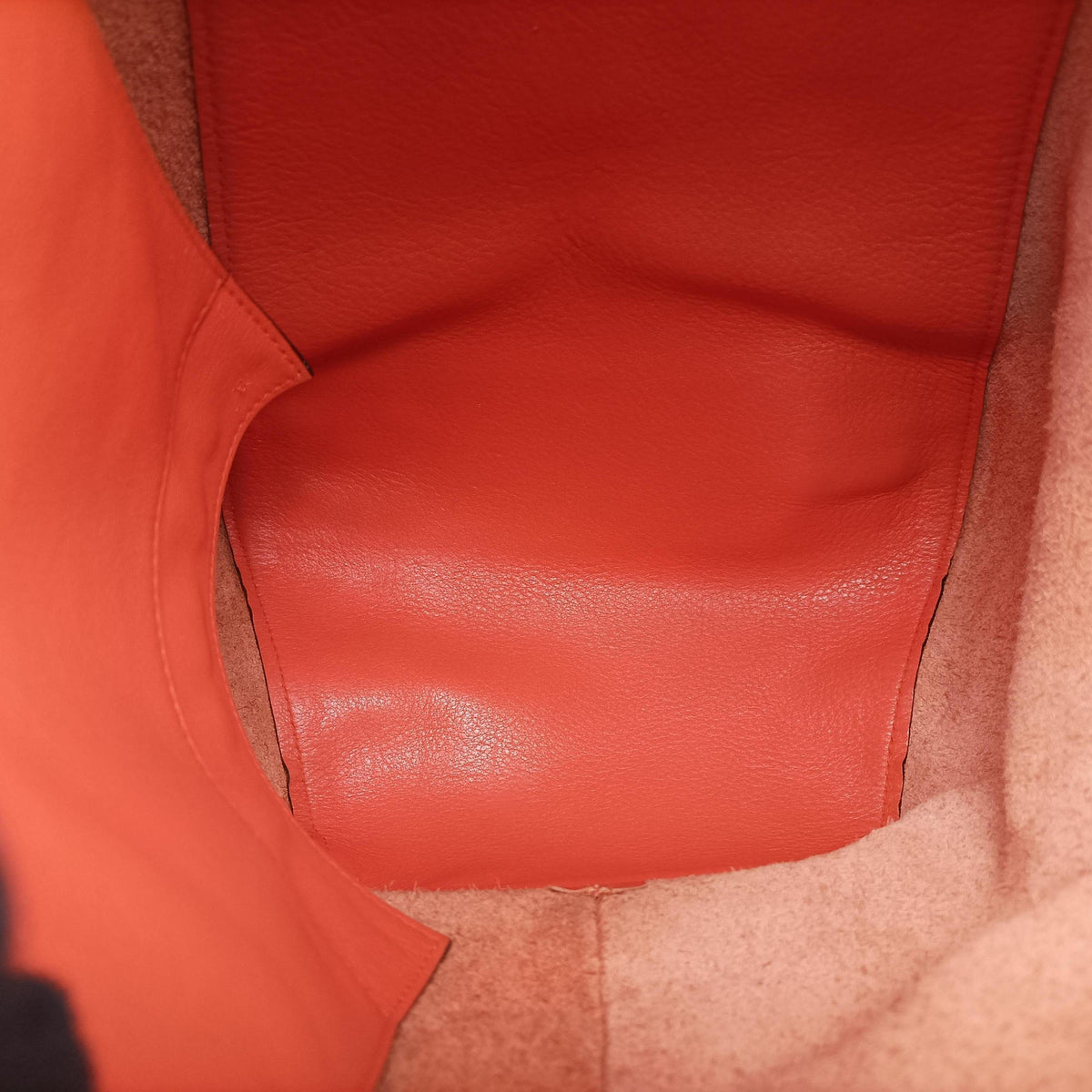 Pre-owned Loewe Anton sling Orange Leather  shoulderbag | stylenewstar