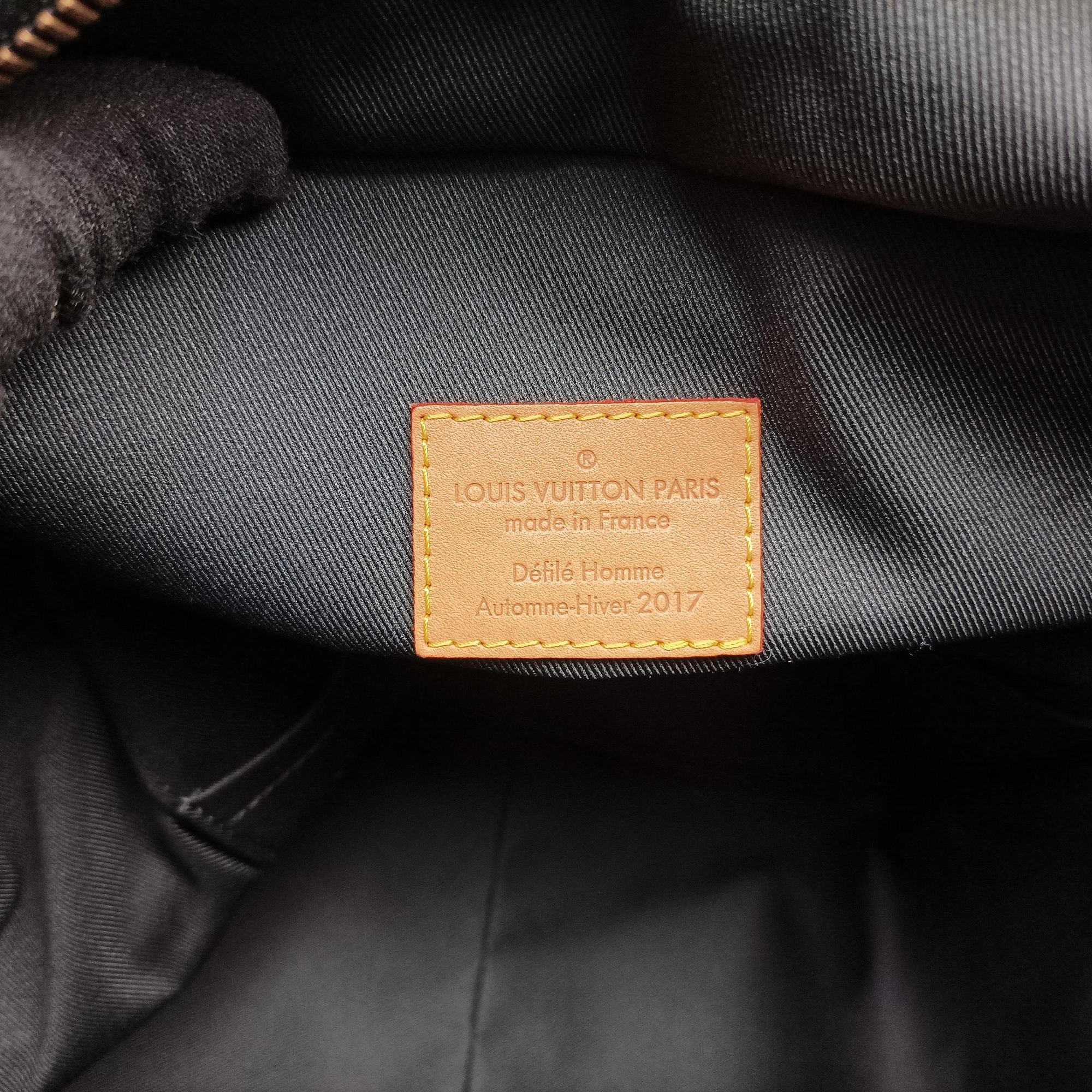 Pre-owned Louis Vuitton Supreme Apollo collaboration CAMOUFLAGE canvas M44200 backpack/rucksack | stylenewstar