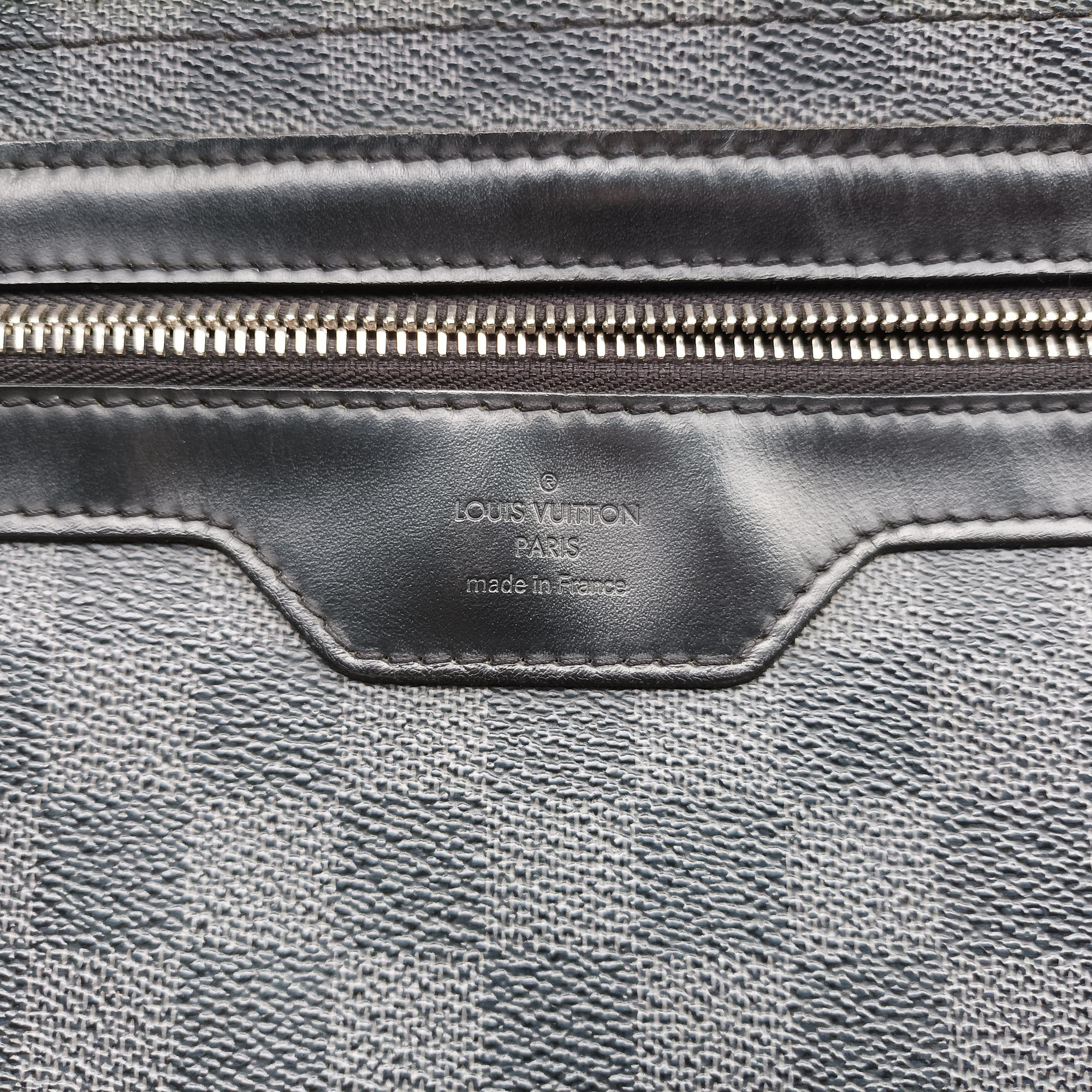 Pre-owned Louis Vuitton DANIEL GM Noir Damier GRAPHITE N58033 shoulderbag | stylenewstar