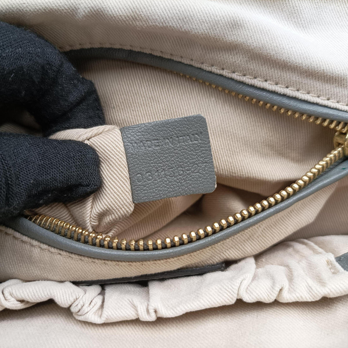 Vintage Chloe Mercy Grey Leather  shoulderbag | stylenewstar