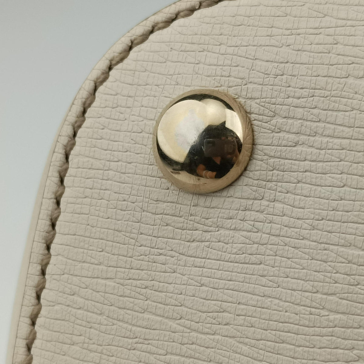 Secondhand Gucci Nice Floral White Leather 309617 shoulderbag | stylenewstar