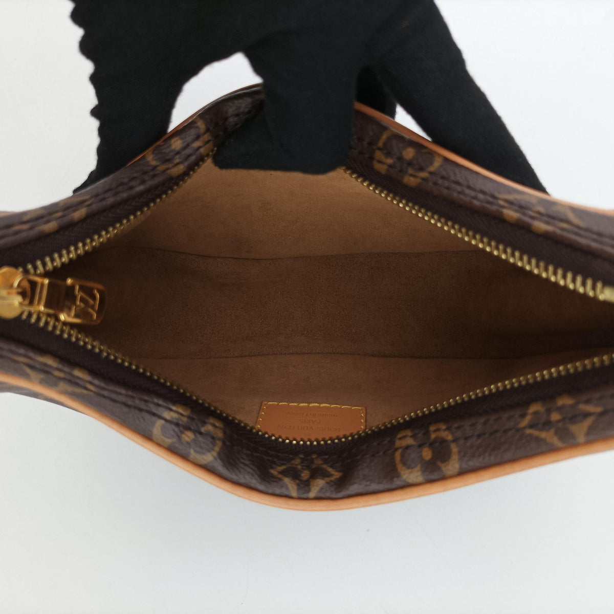 Pre-owned Louis Vuitton LOOP Brown PVC coated canvas M81098 shoulderbag | stylenewstar