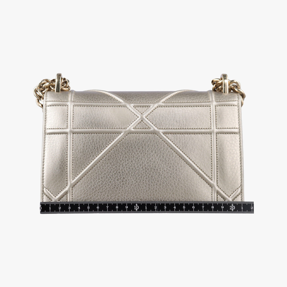 Pre-owned Christian Dior DIORAMA Gold Leather  shoulderbag | stylenewstar