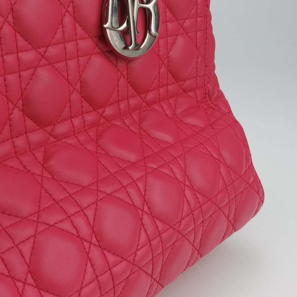 Pre-owned Christian Dior Lady Dior Rose lambskin  handbag | stylenewstar