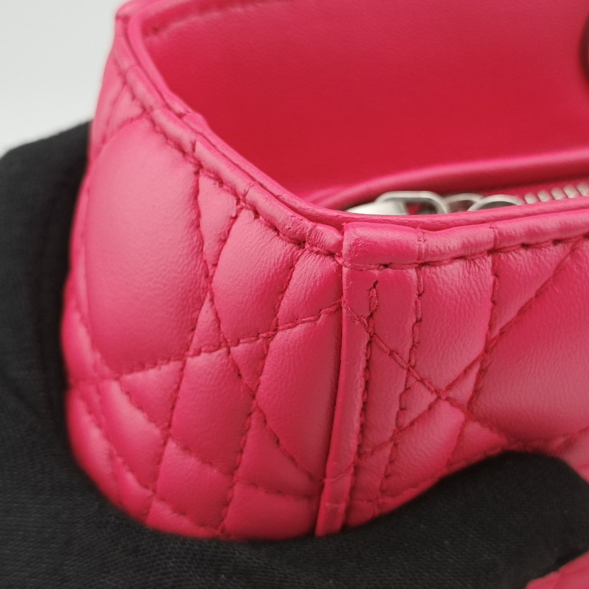 Pre-owned Christian Dior Lady Dior Rose lambskin  handbag | stylenewstar
