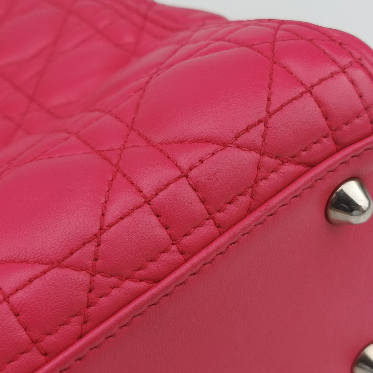 Pre-owned Christian Dior Lady Dior Rose lambskin  handbag | stylenewstar