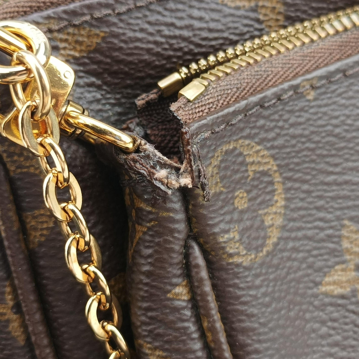 Secondhand Louis Vuitton Multi Pochette Accessoir brown×khaki Monogram Canvas M44813 shoulderbag | stylenewstar