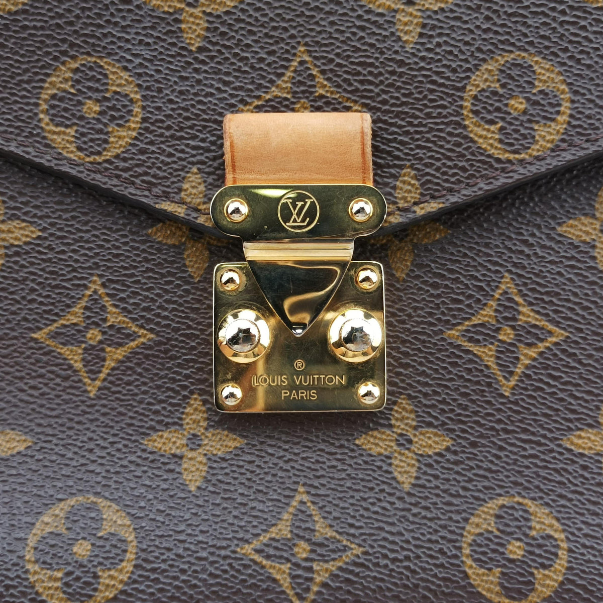Secondhand Louis Vuitton Pochette Metis MM Brown Monogram Canvas M44875 shoulderbag | stylenewstar