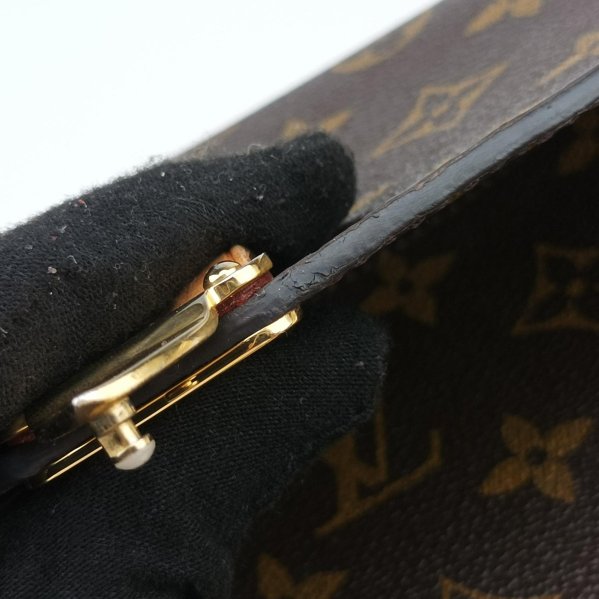 Secondhand Louis Vuitton Pochette Metis MM Brown Monogram Canvas M44875 shoulderbag | stylenewstar