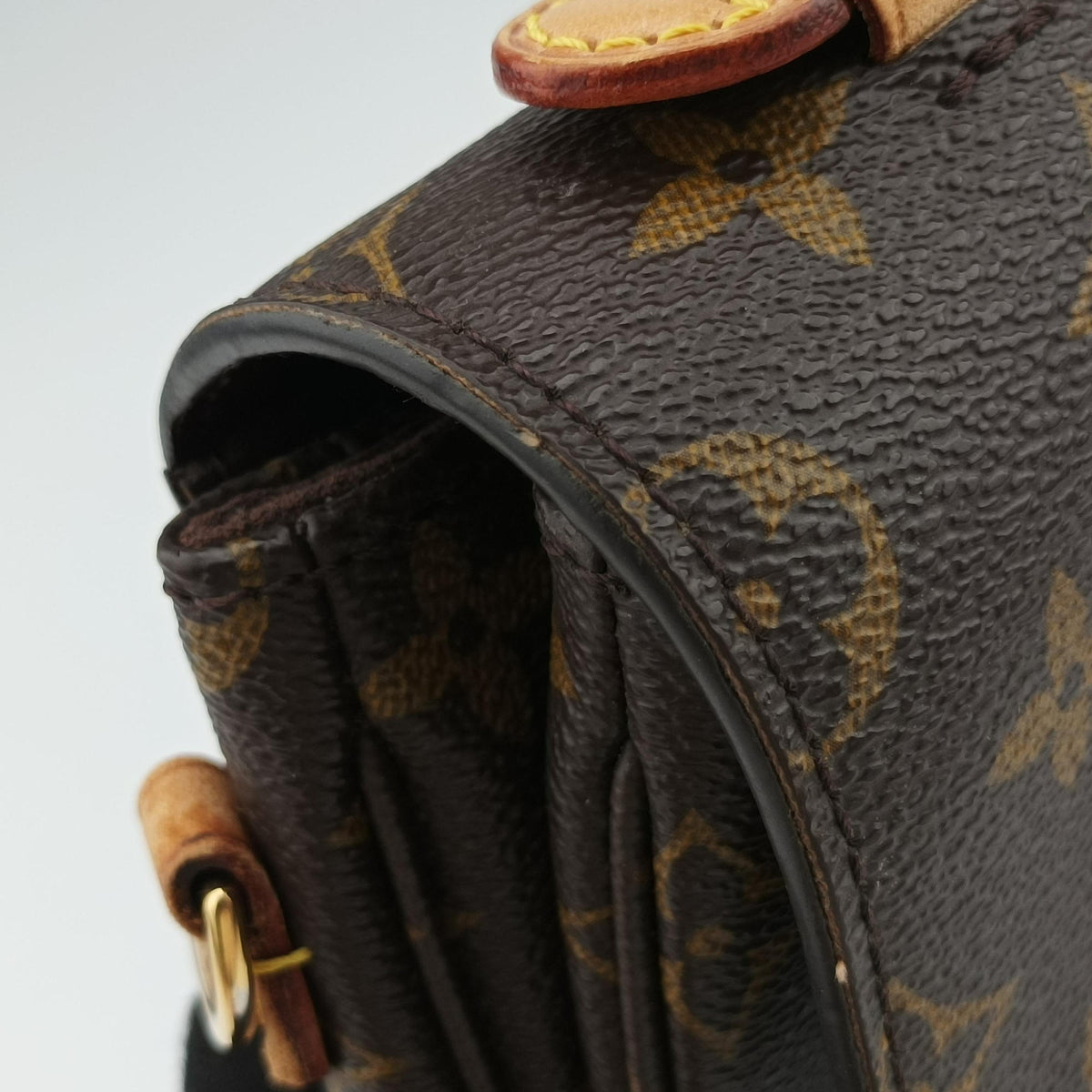 Secondhand Louis Vuitton Pochette Metis MM Brown Monogram Canvas M44875 shoulderbag | stylenewstar
