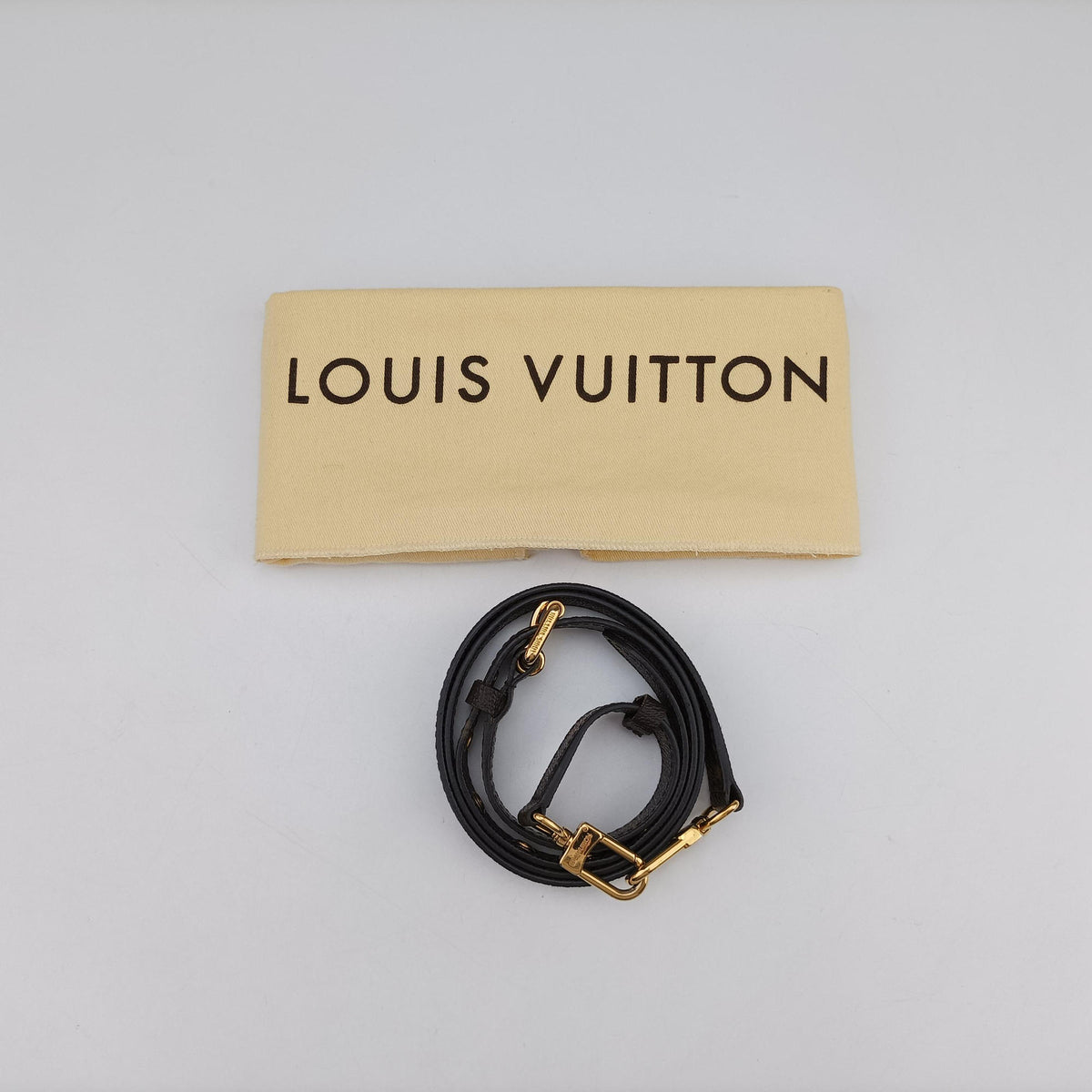 Secondhand Louis Vuitton Pochette Metis MM Brown Monogram Canvas M44875 shoulderbag | stylenewstar