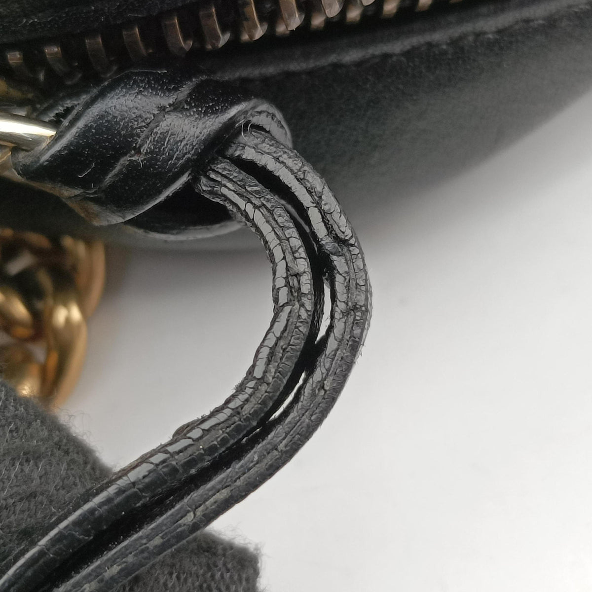 Pre-owned Gucci GG Marmont Black×white Leather 448065 shoulderbag | stylenewstar