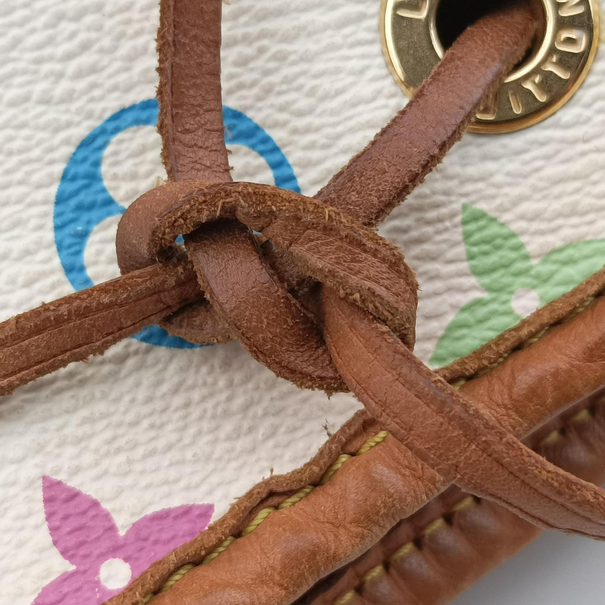 Secondhand Louis Vuitton Petit Noe white Monogram Multicolor M42229 shoulderbag | stylenewstar