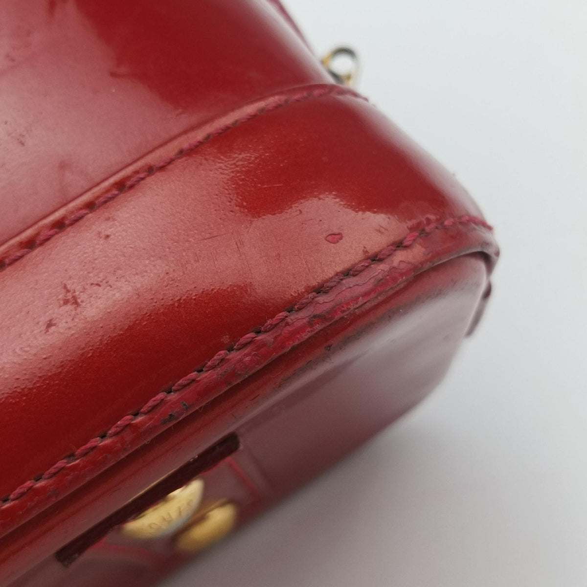 Secondhand Louis Vuitton Alma BB CERISE Vernis M90174 handbag | stylenewstar