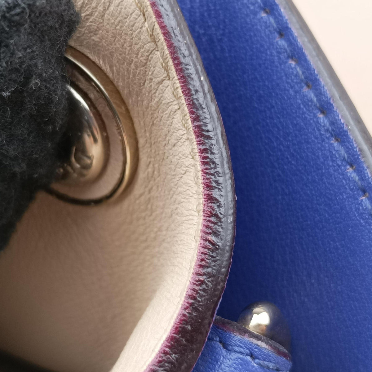 Pre-owned Christian Dior Diorissimo Beige×Red Leather  shoulderbag | stylenewstar