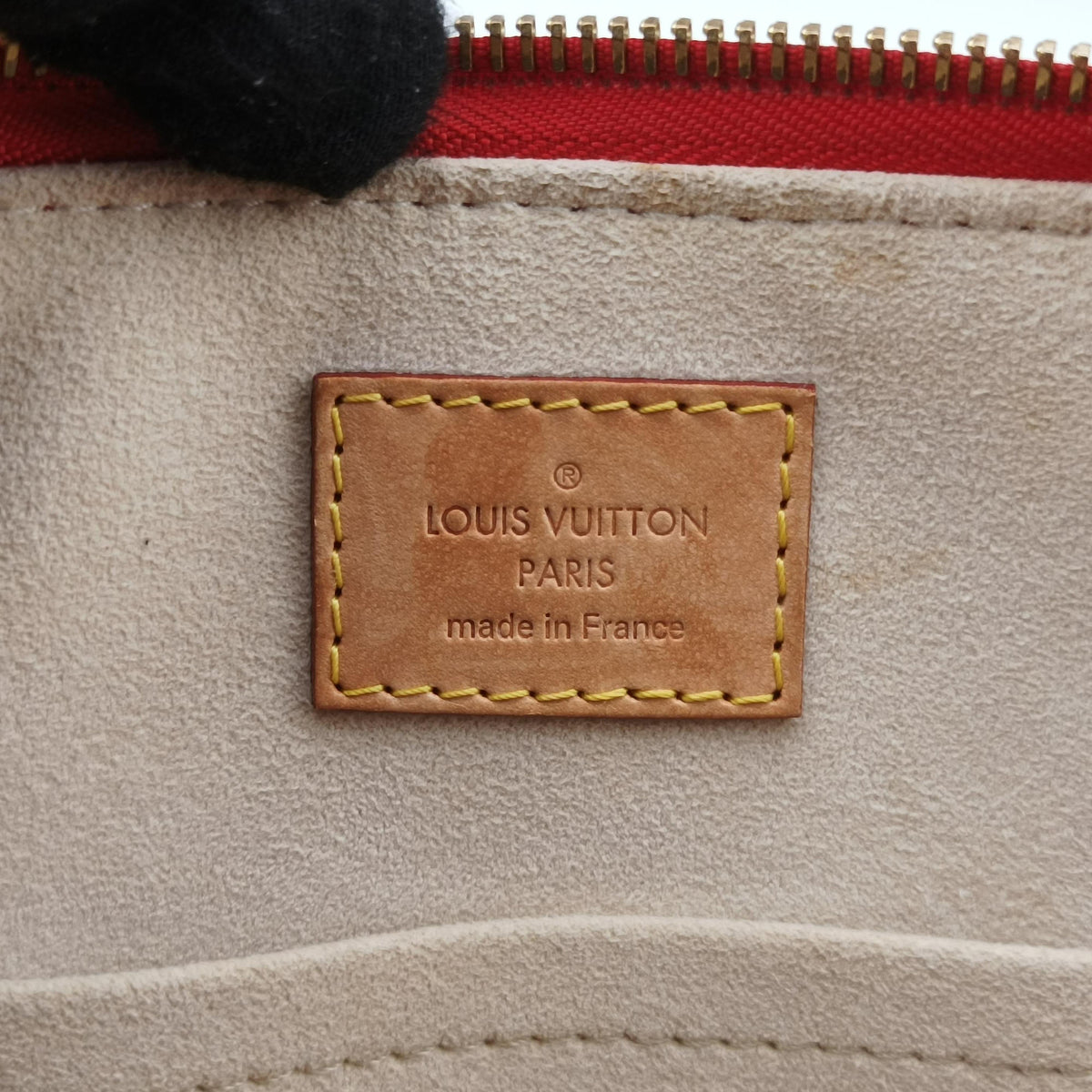 Secondhand Louis Vuitton Dock PM Red epi M93246 shoulderbag | stylenewstar