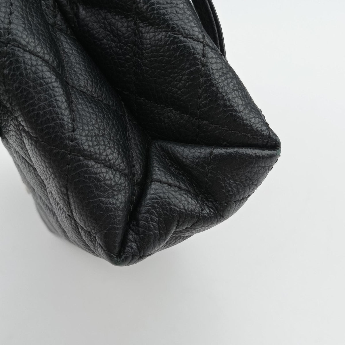 Vintage Chanel Matelasse 2.55 Black Leather U48753 bum bag/waist bag | stylenewstar
