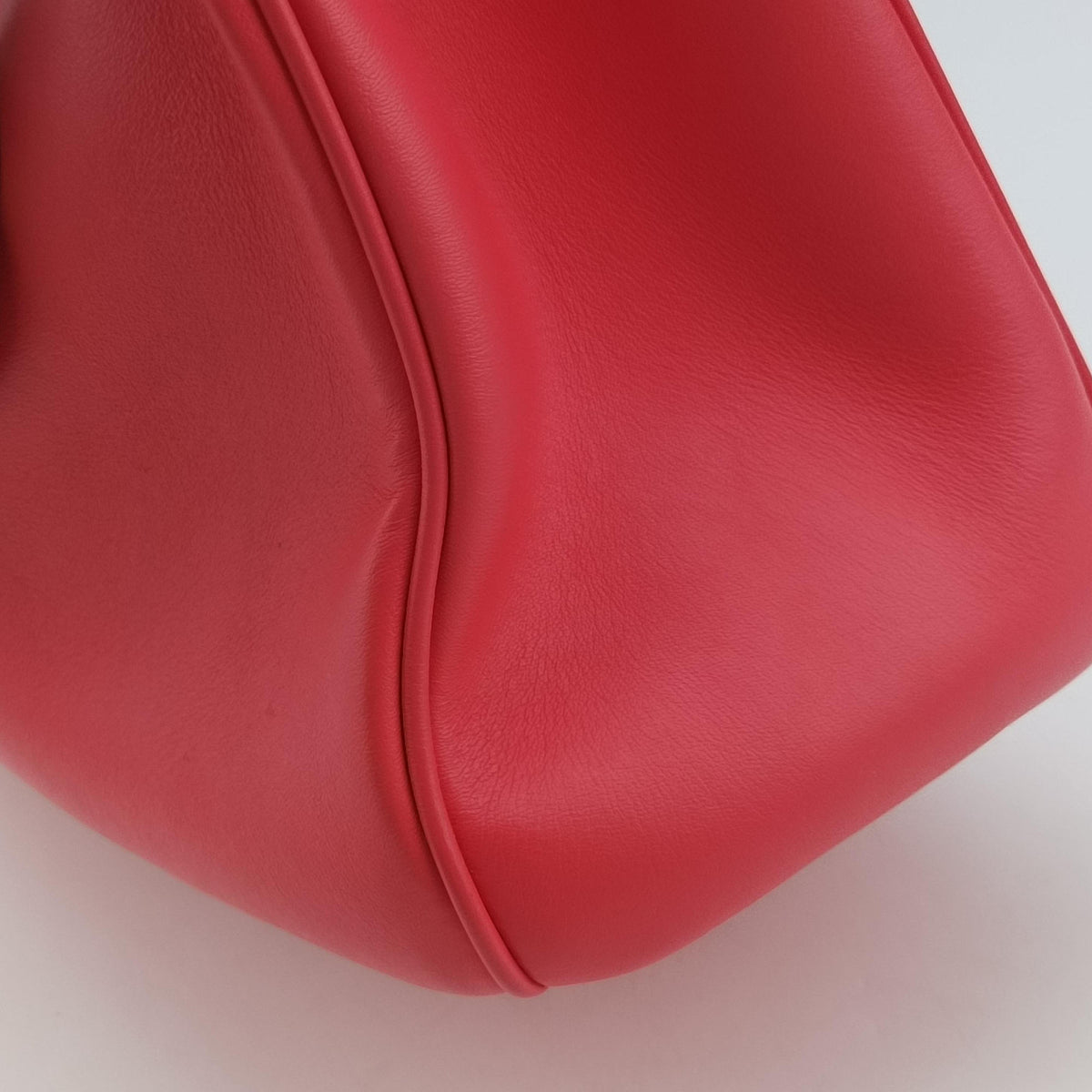 Secondhand Christian Dior Diorissimo Pink Leather  shoulderbag | stylenewstar