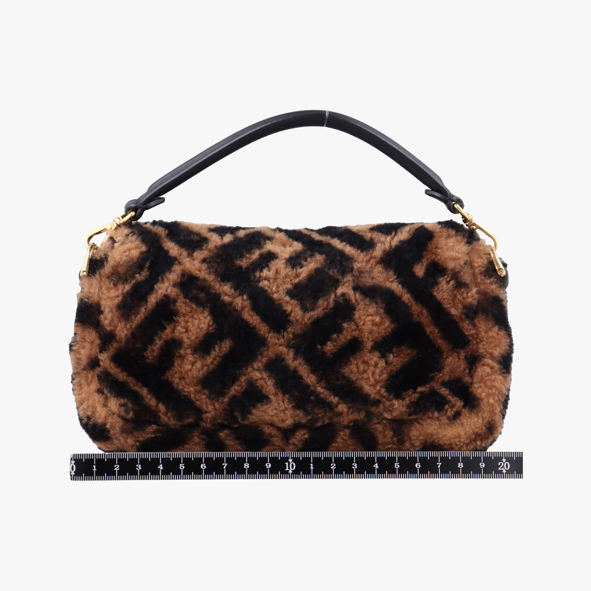 Pre-owned Fendi BAGUETTE Brown×Black fur 8BS017 shoulderbag | stylenewstar