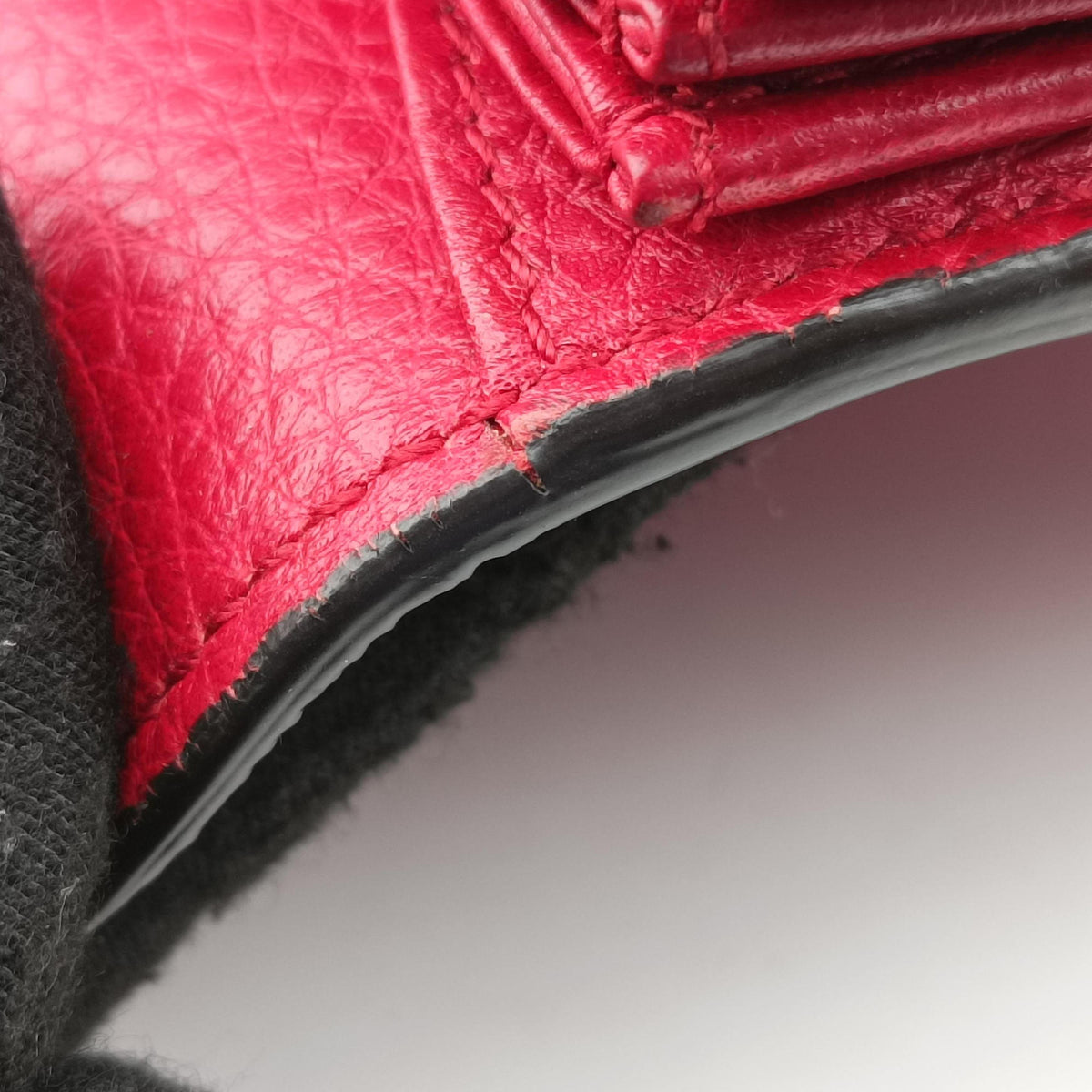 Pre-owned Gucci GG Marmont Red Leather 401232 shoulderbag | stylenewstar